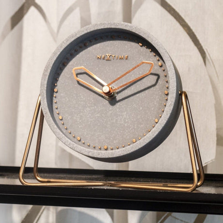 Table clock - 17.5 x 15.5 x 5 cm - Polyresin