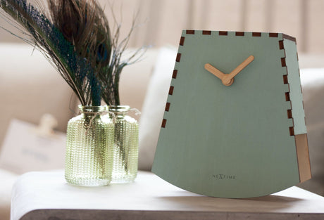 NeXtime Rocky: De Minimalistische Tafelklok die kan Bewegen - Cadeau idee