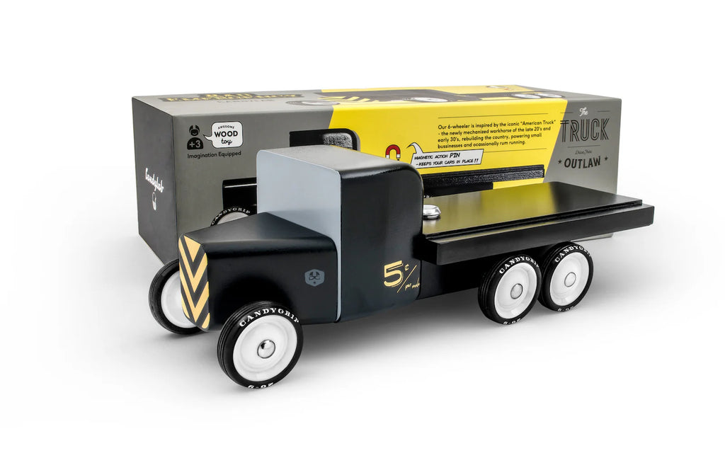 Candylab Bad Emergency outlaw Truck voor autovervoer Houtenauto Design Wehebbenallesinhuis.nl