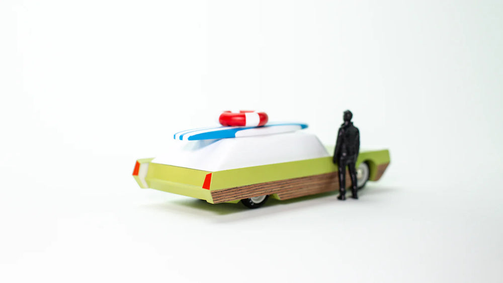 Candylab Surfin Griffin met Surfplank Houten auto Design Wehebbenallesinhuis.nl
