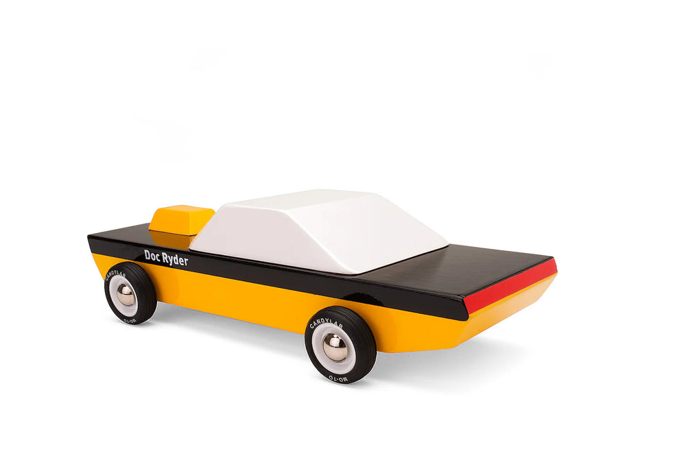 Doc Ryder Race Car Driver Candylab Amerikaans Design Speelgoed Prachtige Afwerking en van Massief Beukenhout bij Wehebbenallesinhuis.nl