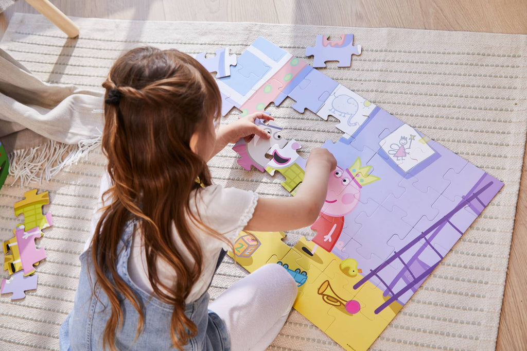 Peppa Pig Kofferpuzzel: Kleine Avonturiers Grote Puzzels Wehebbenallesinhuis.nl