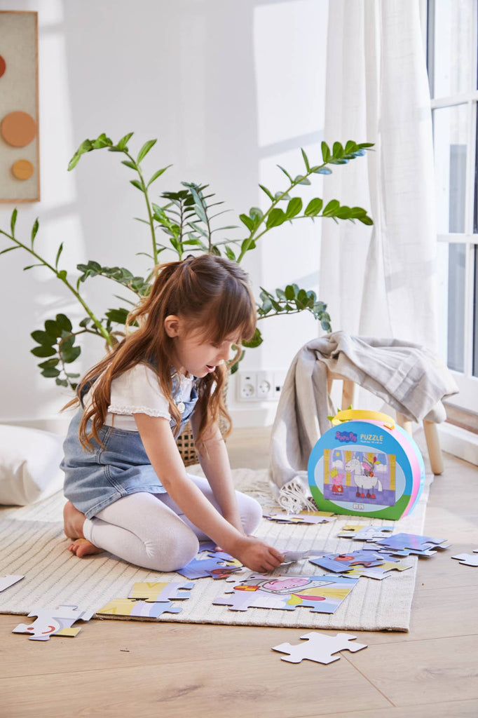 Peppa Pig Kofferpuzzel: Kleine Avonturiers Grote Puzzels Wehebbenallesinhuis.nl