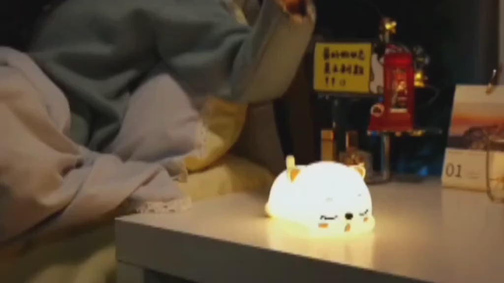 Actie Bedlampje Nachtlampje - Kei Leuke Kitten- USB oplaadbaar - met Timer